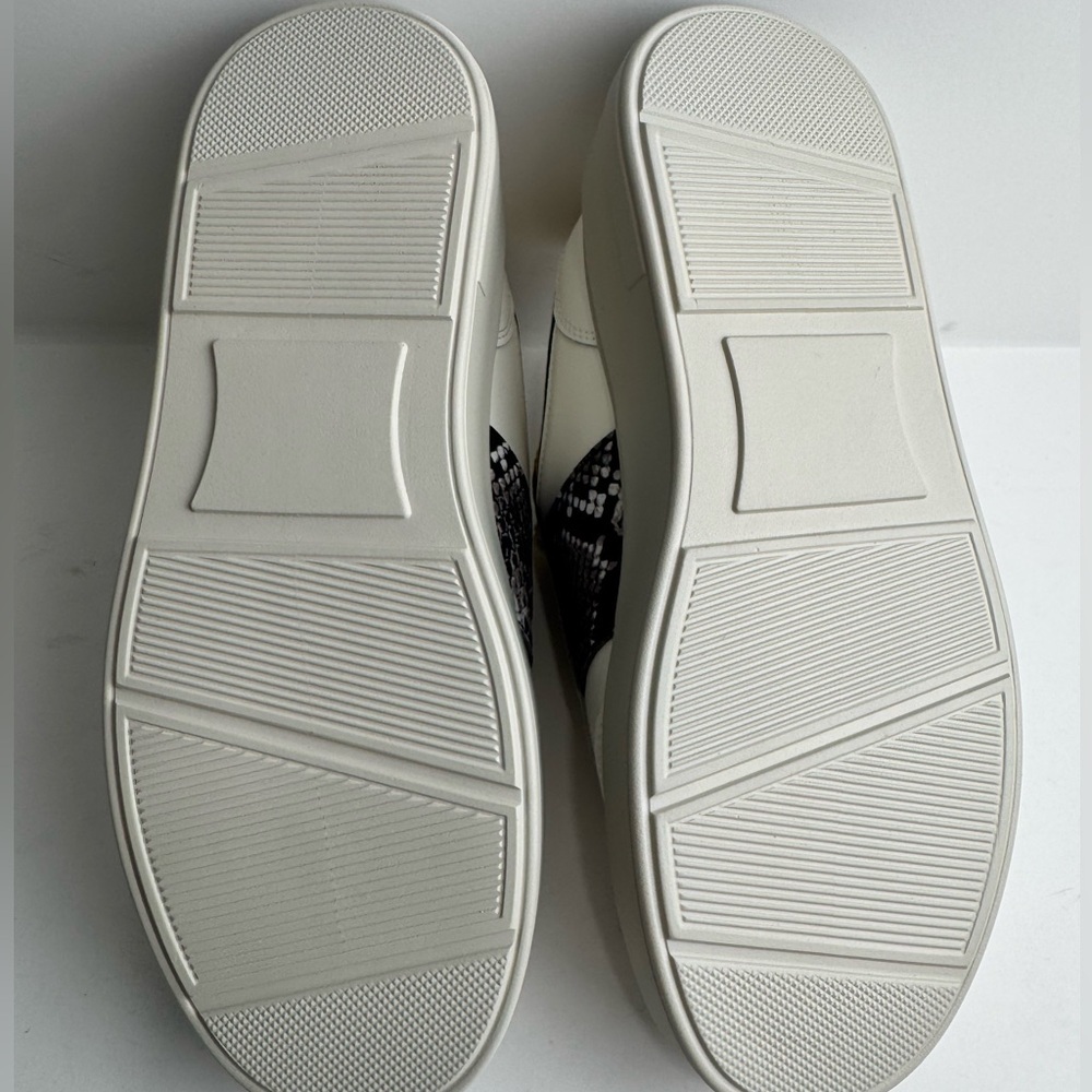 Roberto Cavalli leather White and Gold Women's Sneakers - Picture 12 of 13